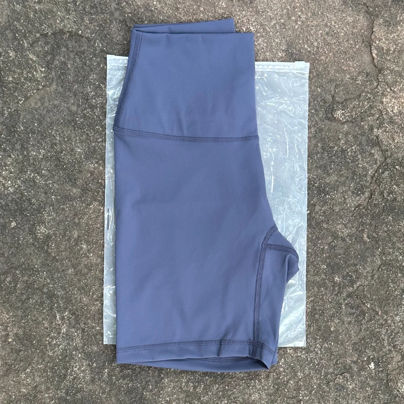 Light purple gray