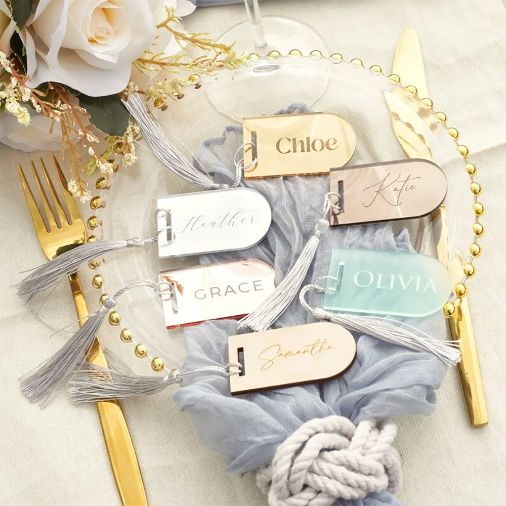 Description Picture 3 of item10/30pc Different Name Table Decoration Acrylic Wedding Guest Name Gift Keychain Party Favor Table Card Wedding Table Decoration