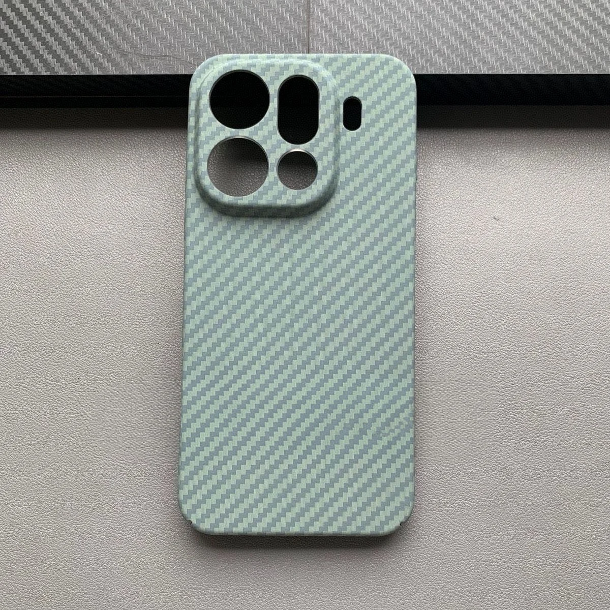 Carbon Fibre Slim Protective Hard Back Cover Case համար Smartphone