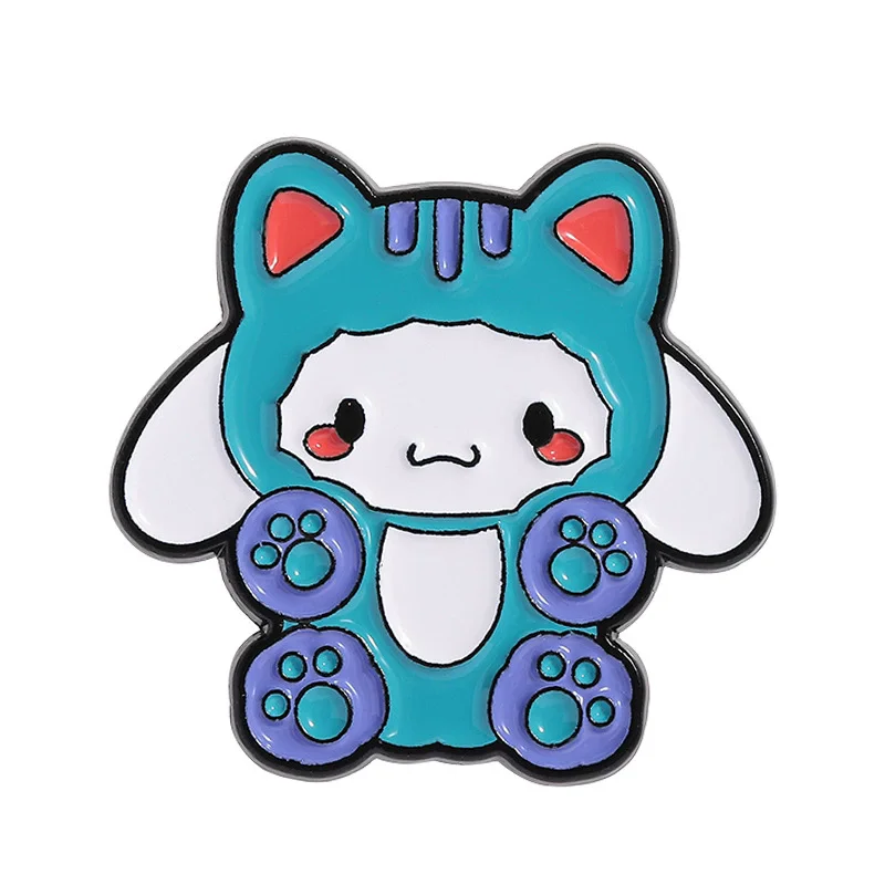 Sanrio Kuromi Spilla smaltata Hello Kitty My Melody Spilla Cartoon Distintivo da bavero sullo zaino Accessori di abbigliamento Regali di gioielli di moda