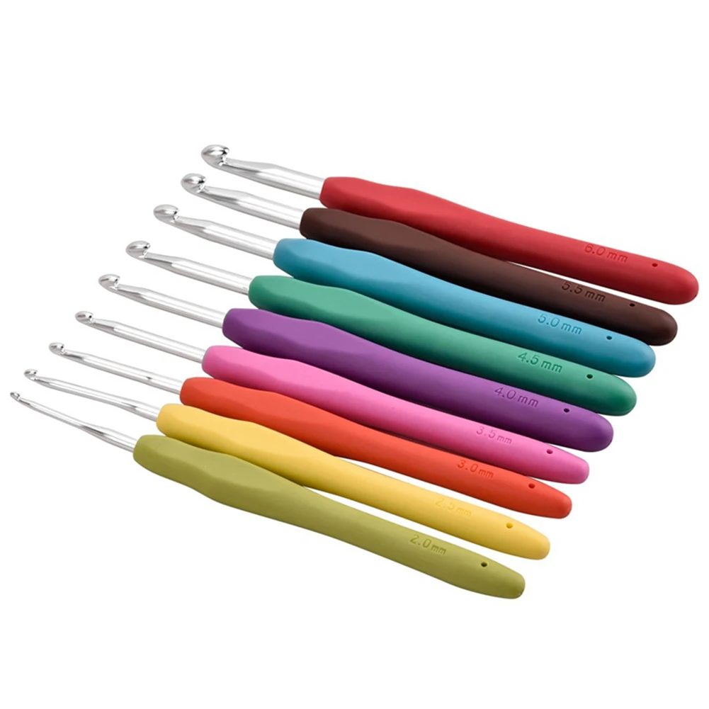 Crochet Hooks Set DIY Apparel Needlework Soft Handle Weave Yarn Needle Accessory