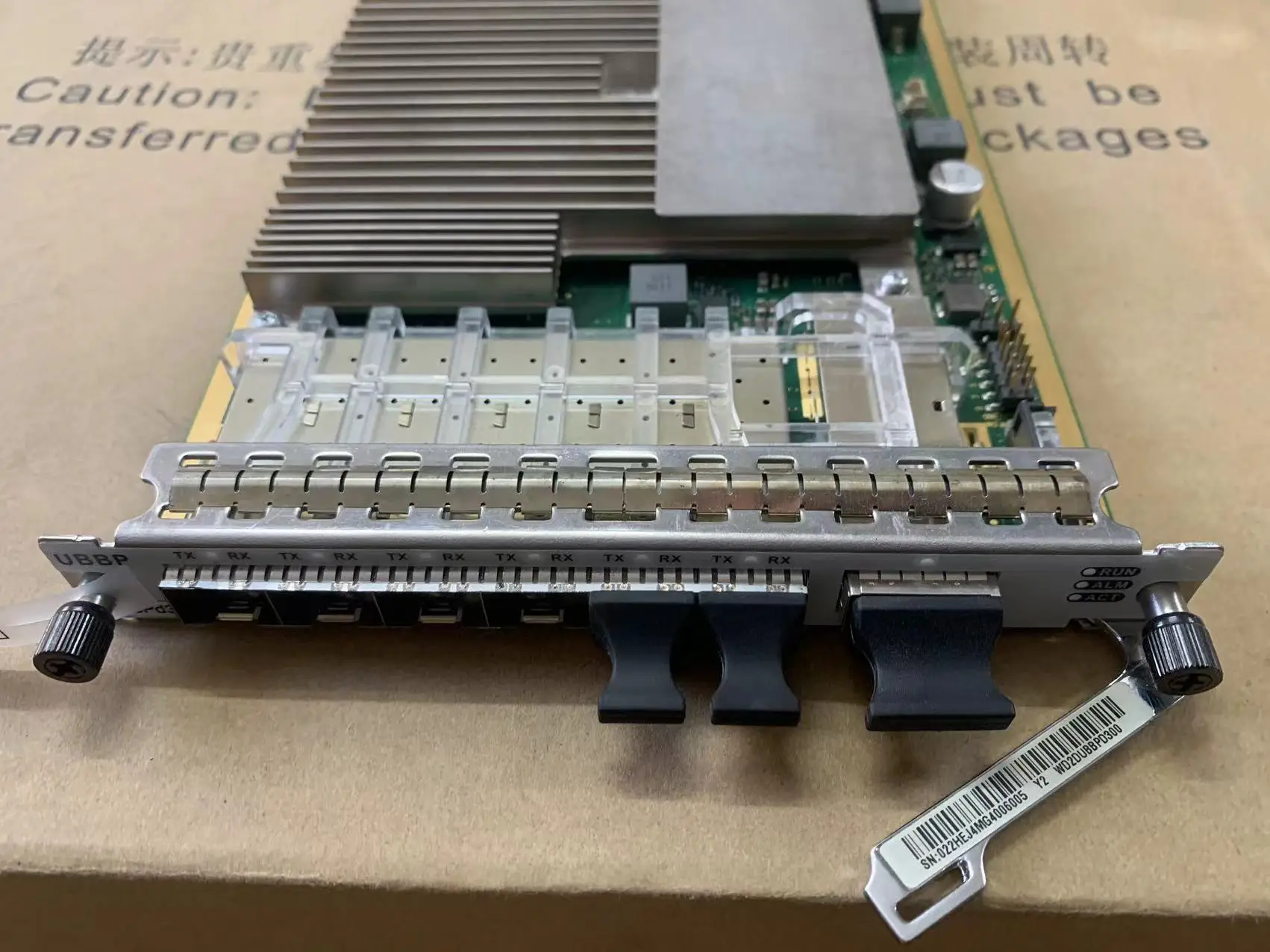 

Huawei BBU3900 BBU baseband processing and interface unit UBBPd3 03022HEJ suitable for 4G LTE-FDD