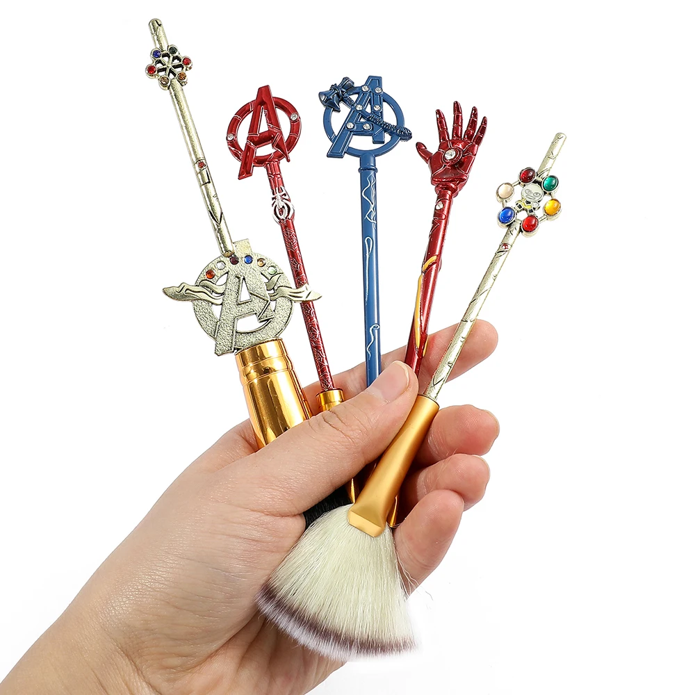 다리미 남자 메이크업 브러쉬 슈퍼 히어로 로고 아이 섀도우 브러쉬, 휴대용 소프트 컨실러 브러쉬, 뷰티 파운데이션 장난감 선물, 가방 당 5 개