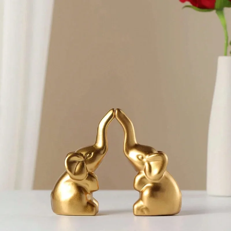 Hot 2PCS Ins Nordic Styles Ceramic Creative Gold Color Home Photographic Props Miniature Golden Decor Desktop Figurines Ornament