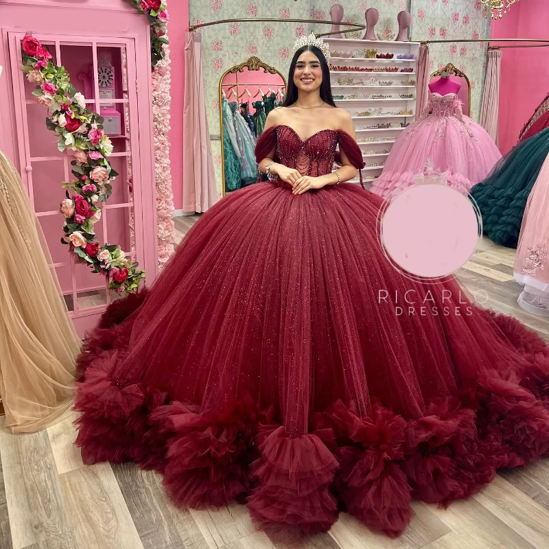

Luxury Red Shiny Ball Gown Quinceanera Dresses Charming Beaded Crystal Tull Tiered Off Shoulder Sweet 15 Dress Lace-up Vestidos