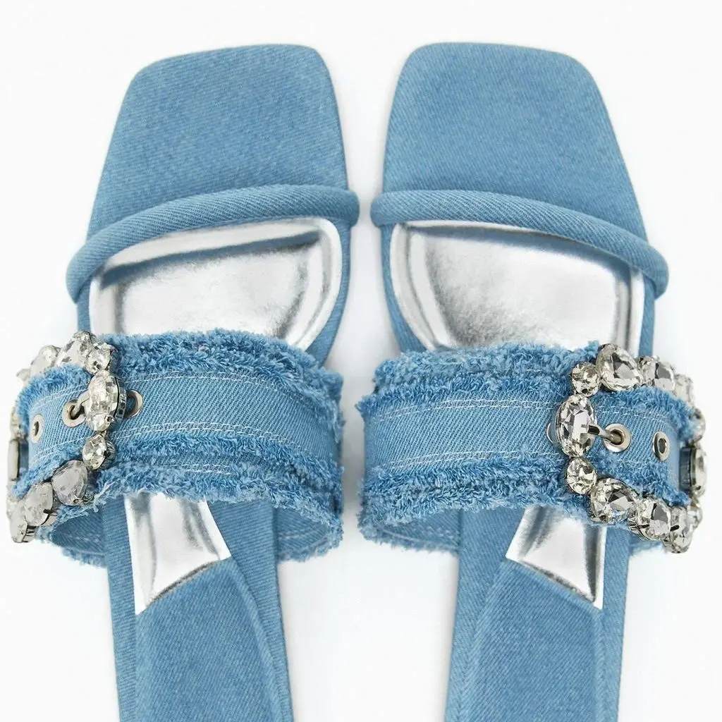 

Сандалии женские на низком каблуке, модные босоножки из денима, прозрачные, черные, бежевые, на плоской резинке, большие размеры, лето 2023