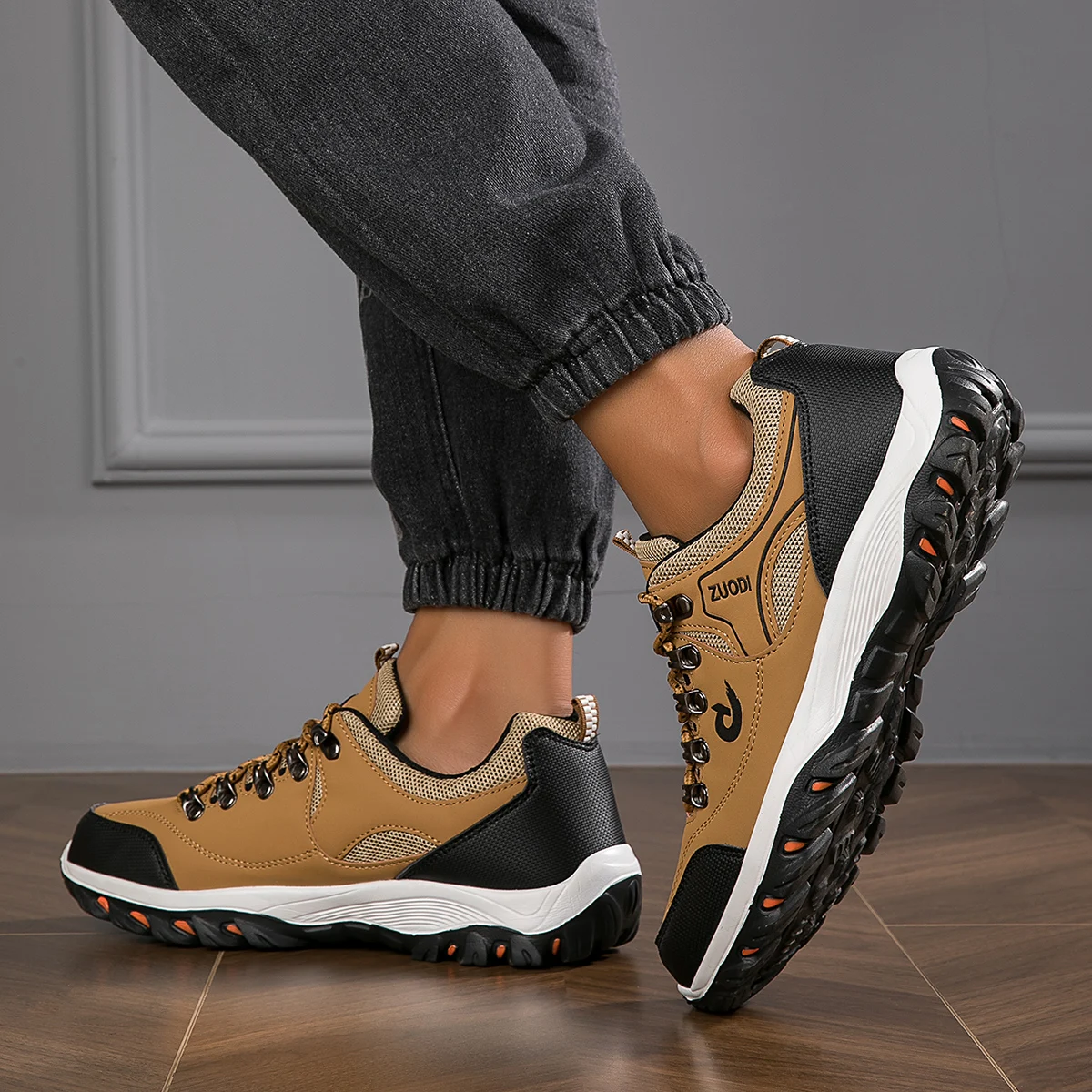 حذاء رياضي رجالي مريح