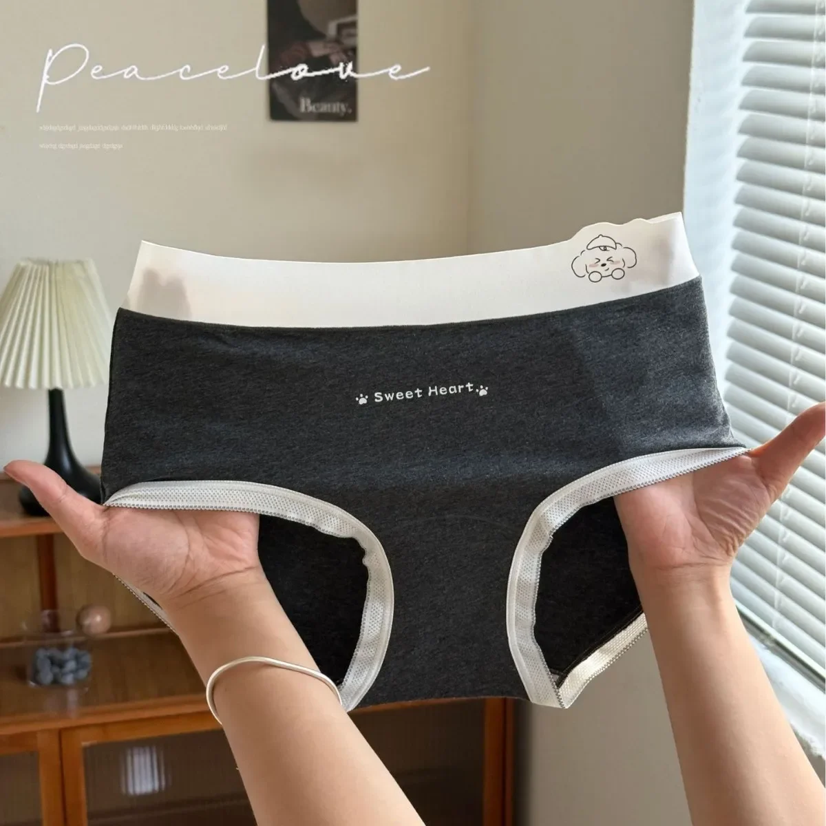 ملابس داخلية نسائية من القطن والحرير سراويل مثلثة مريحة متوسطة الخصر طويلة من القطن المخملي مضادة للبكتيريا وغير قابلة للركوب