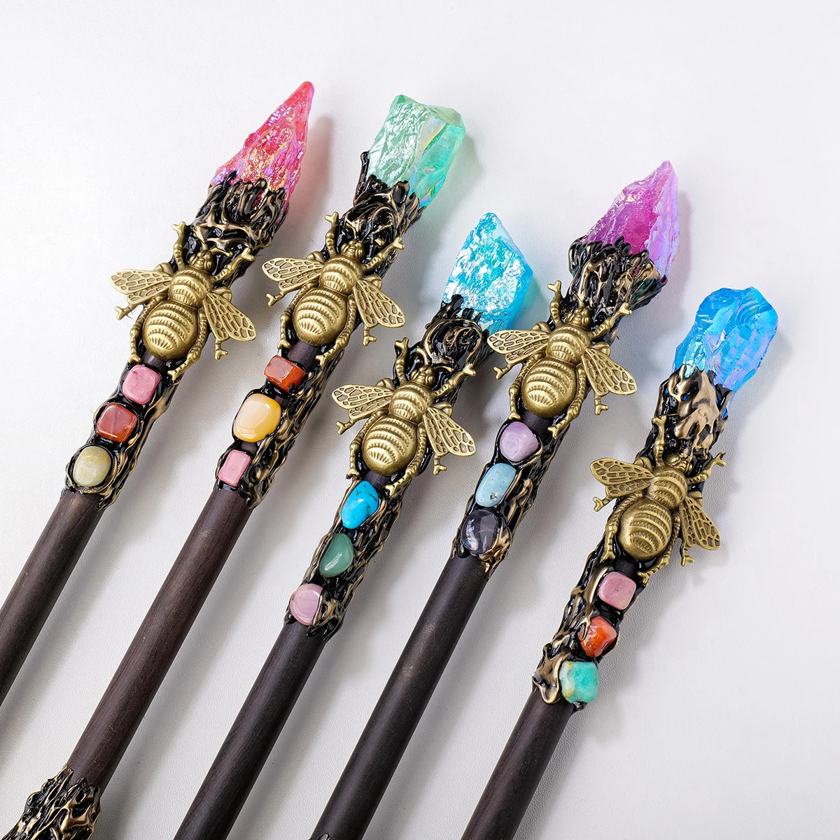 Natural Aura Magic Wand Stones, Cetro de cristal cru, Mica Fairy Wand, Bruxa Mago Acessórios, Cor do arco-íris, 1pc