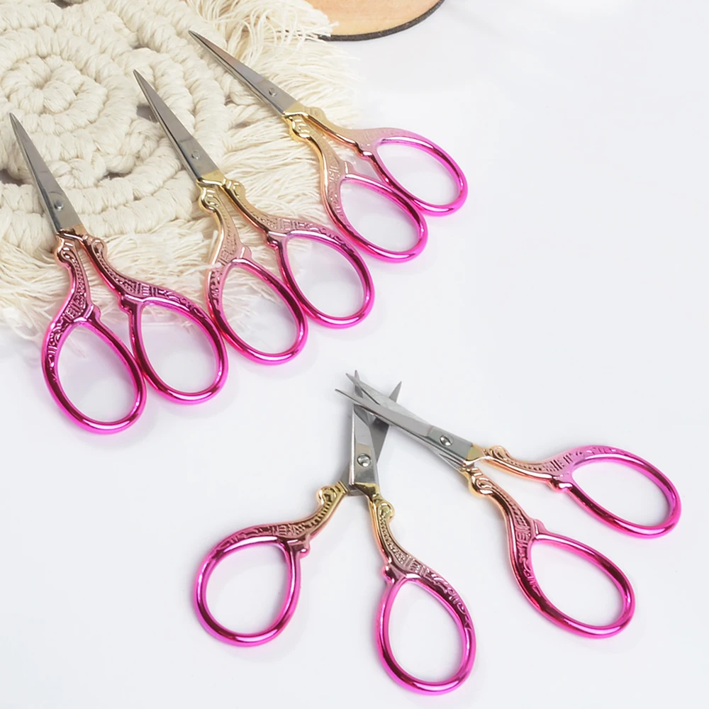 1 stuks roze nagelriemschaar Nagelclipper trimmer Dead Skin Remover Cuticle Cutter Professionele Nail Art Tools Manicure Benodigdheden