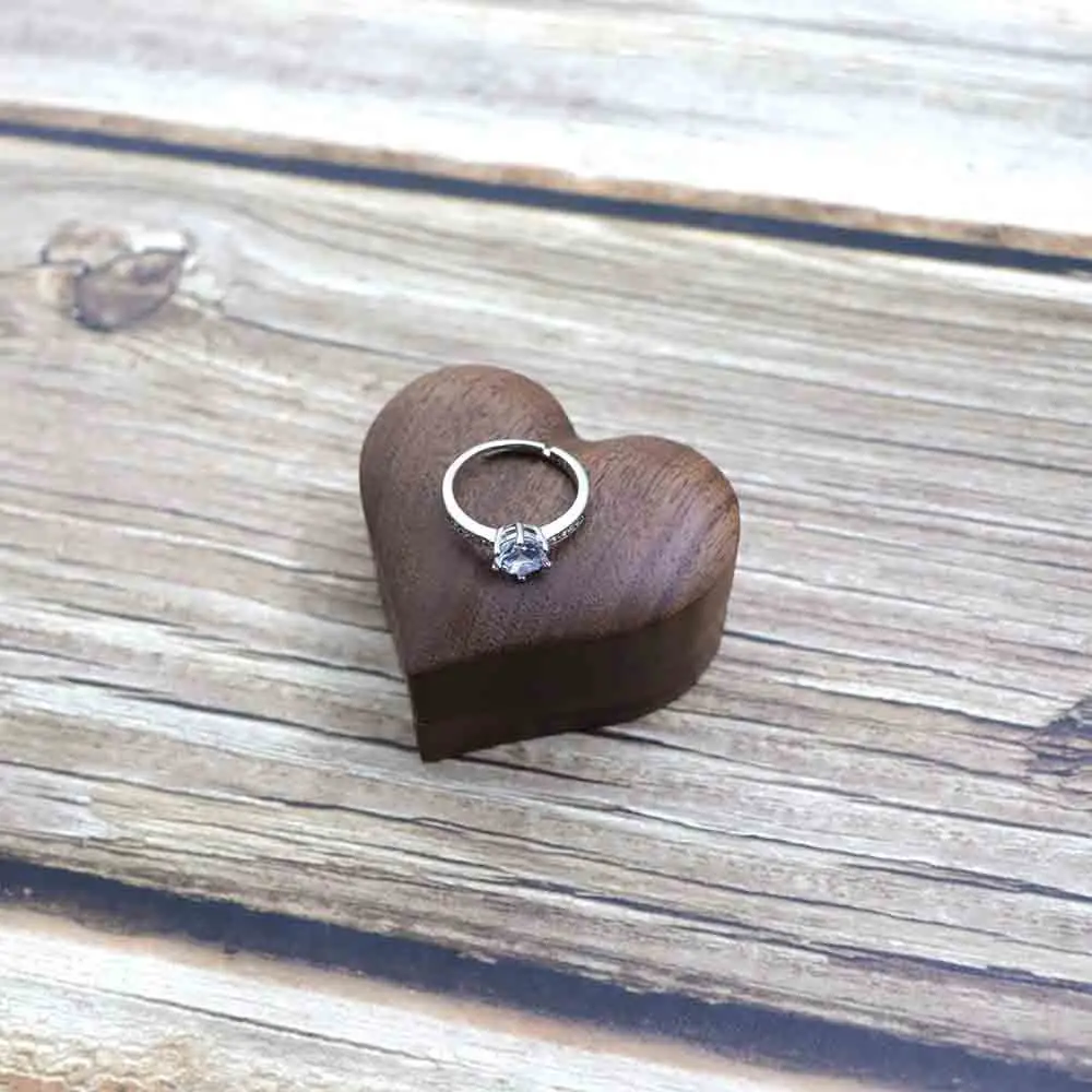 Universal Wood Rings Jewelry Organizer Display Travel Case Portable Storage Container Heart Shaped Walnut Gift Packaging Boxes