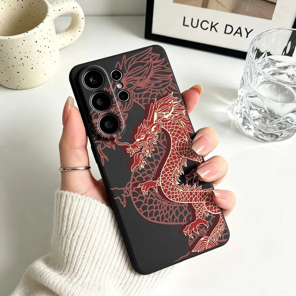 Luxury East Dragon Pattern Phone Case - Elegant Black Cover