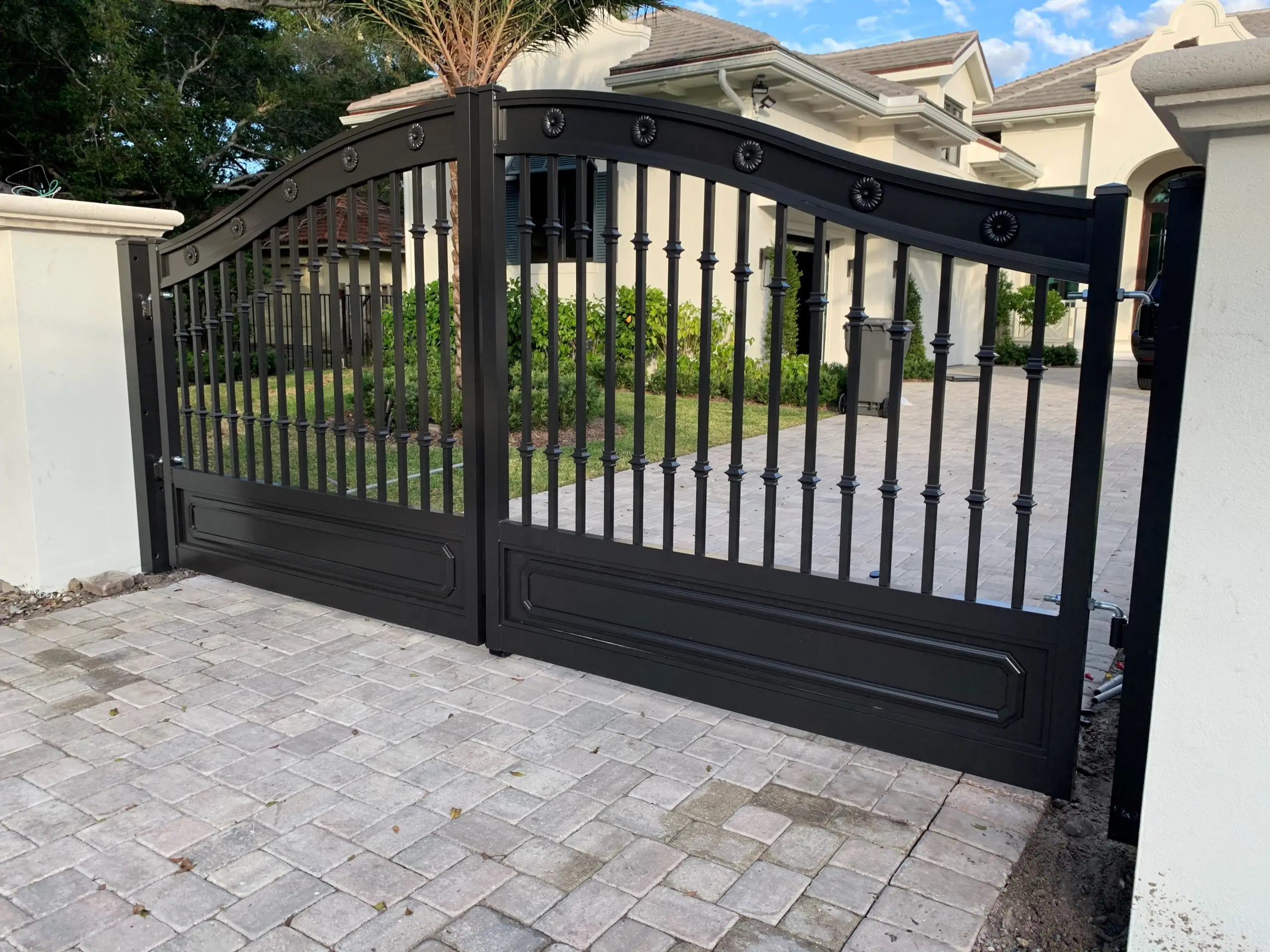 Reasonable Price  Wrought Iron Gate Accessories Iron Main Gate Designs Wrought Iron Gate 3