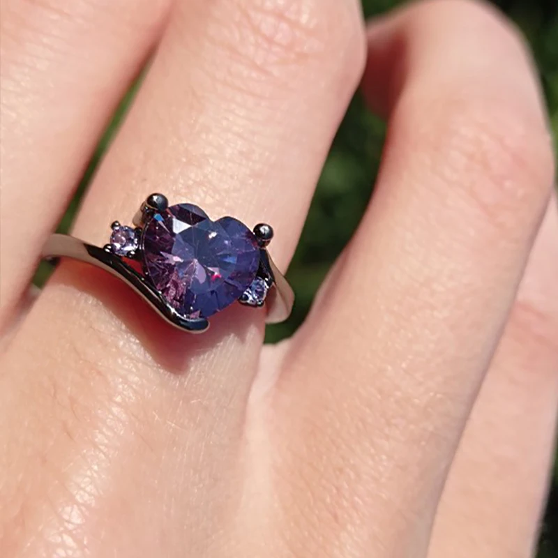 Goth Punk Rings For Women Black Gold Color Heart Purple Red Crystal Vintage Fashion Jewelry