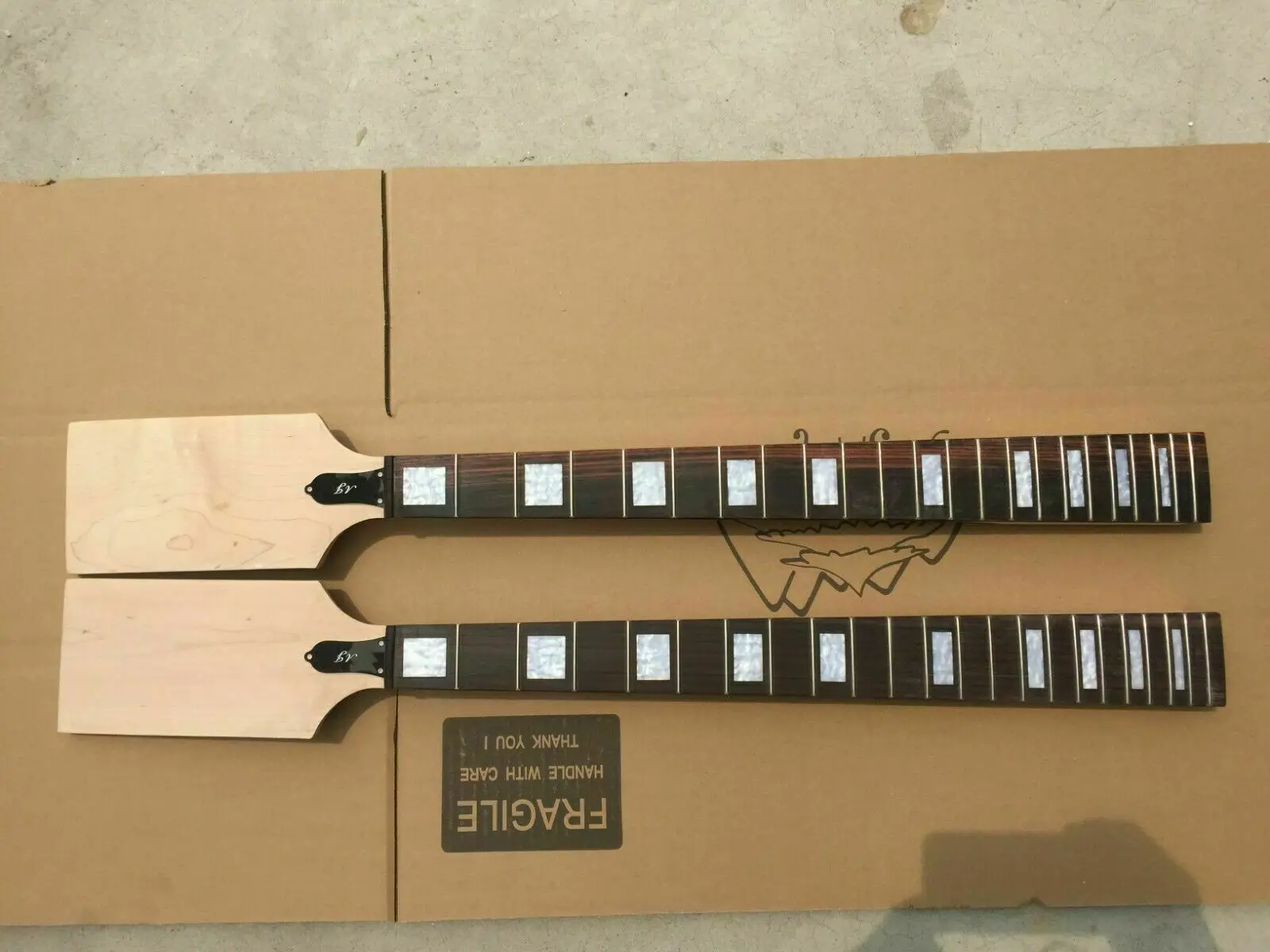 

Bass Guitar Neck 22Fret 30inch maple Rosewood Fretboard Block inlay Paddle UK