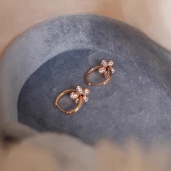 Rose Gold Sparkling Flower Hoop Earrings for Elegant Women - Light Luxury Fashion Jewelry (ET10858R)