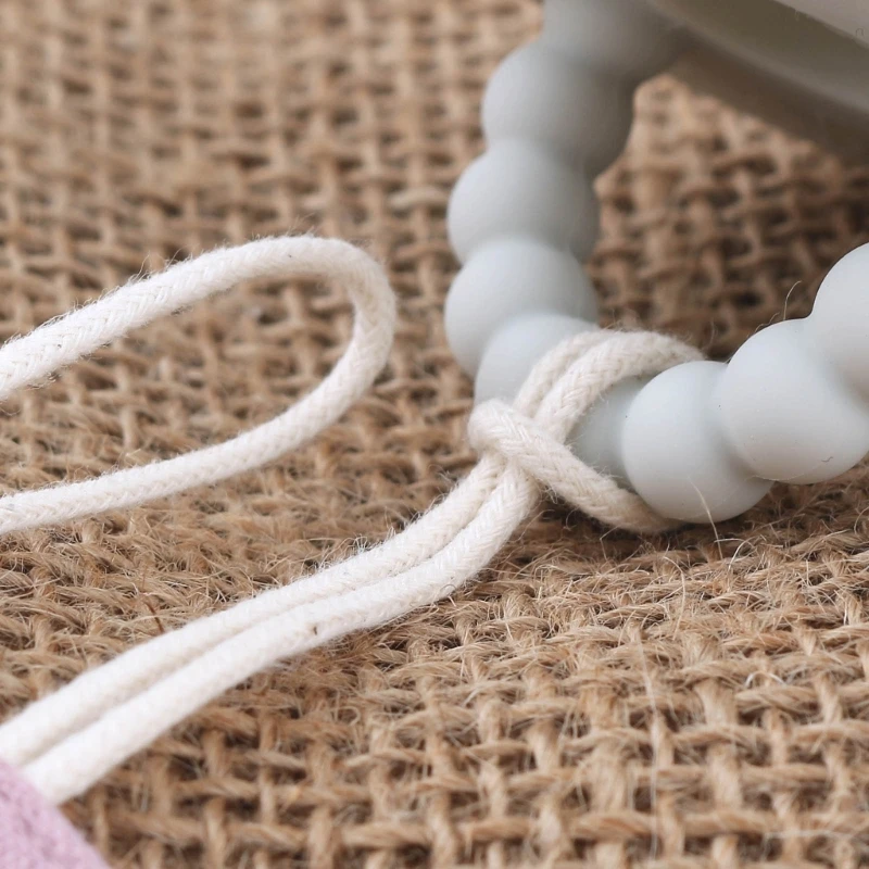Pacifier Clip Pacifier Leashes Holder Chain Fabric Set Clip Teething Toy with Wood Clip for Toddlers Kid