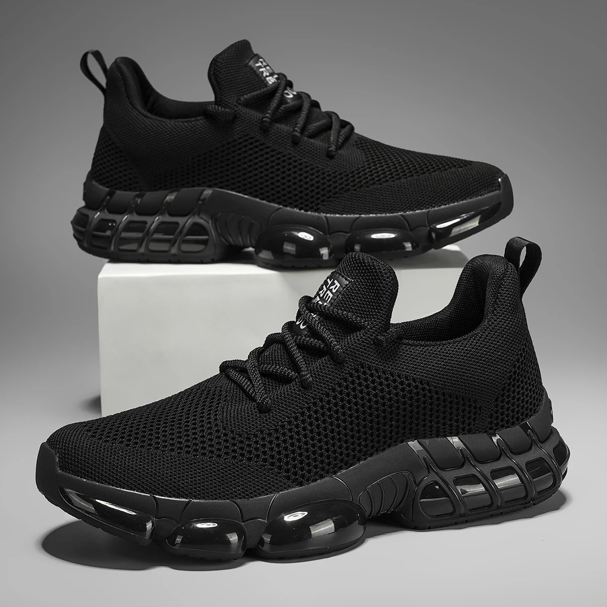 Men's Lightweight and Stylish Large-Size Casual Sneakers, Casual Outdoor Running and Walking Shoes, Lightweight Men's Shoes, Cushioned Road Running Shoes, Fitness Outdoor Sports Shoes