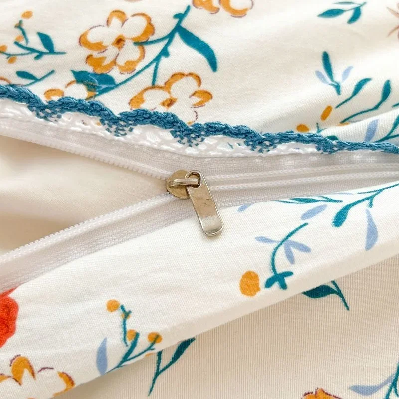 Quilt Cover Set with Fitted Sheet and Pillow Cases - Image 5