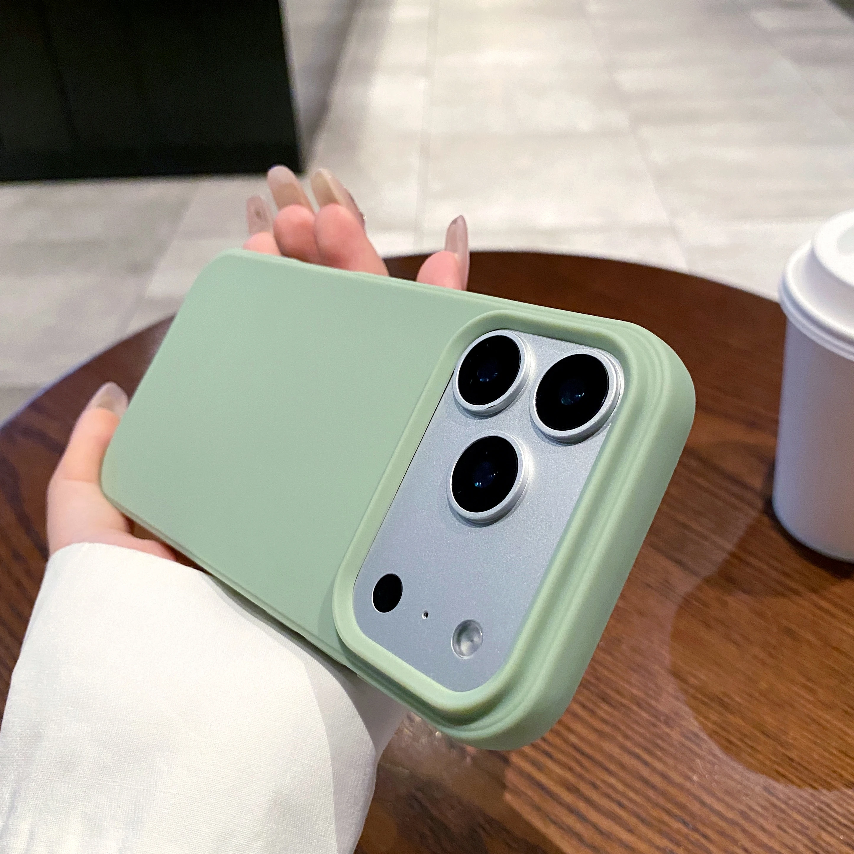 ตัวเลือกสินค้า เคสกันกระแทกสีสดใสสำหรับ iPhone 17 Pro Max