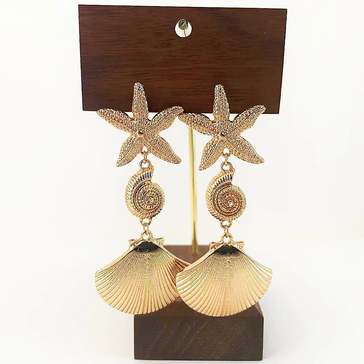 

MITTO FASHION JEWELRIES AND HIGH-END ACCESSORIES STARFISH SHELLS ASSORTED EARRINGS FOR WOMEN