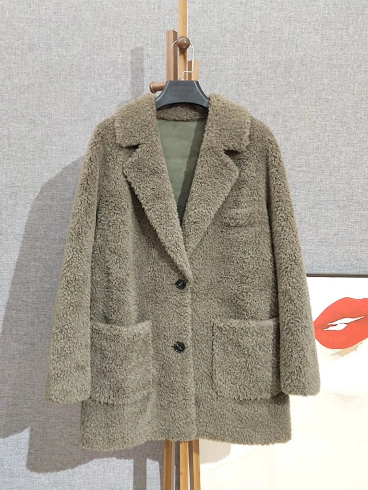 

[Special price]Minimalist casual suit collar, medium length lamb fur coat, fur integrated coat for women