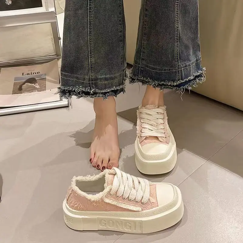 2023 New Women's Shoes Fashion Women's Sneakers Women Platform Canvas Shoes Skateboarding Women Lace-Up Classic Ladies Shoes