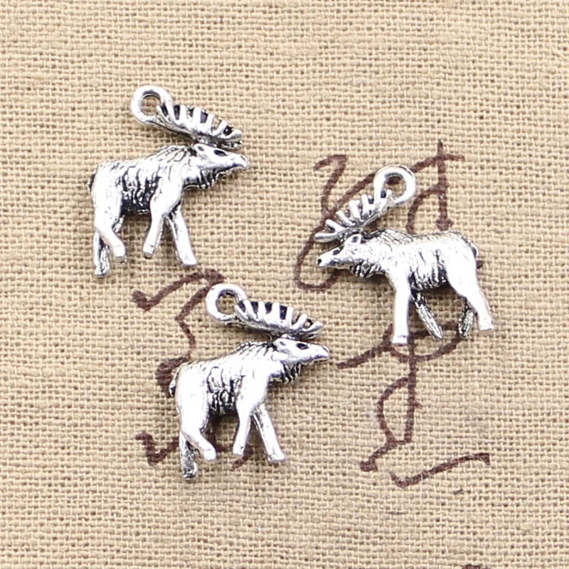 Pendentif vintage à breloques en argent sterling 925. grand