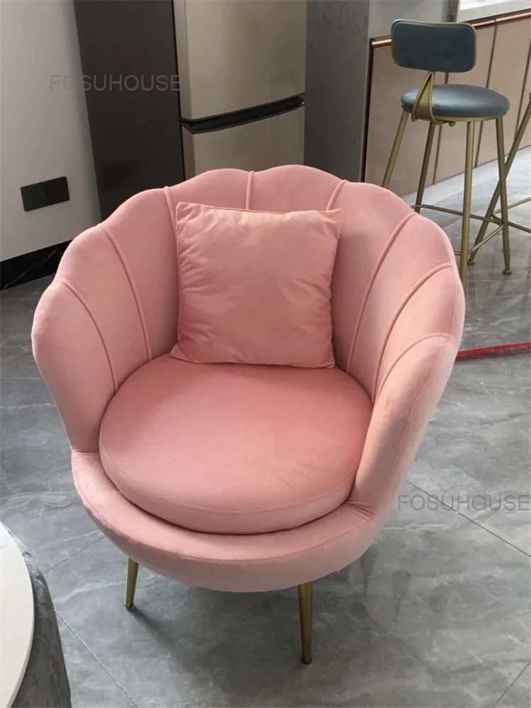 Description Picture 2 of itemNordic Designer Flannel Living Room Chairs Balcony Lazy Sofa Living Room Furniture Luxury Leisure Armchair Bedroom Leisure Sofa