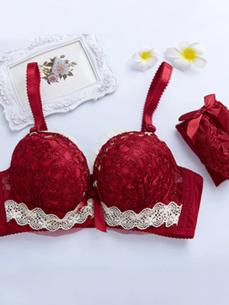  Allure Lingerie Adore Sweet Honey Panty O/S (Red): Clothing,  Shoes & Jewelry