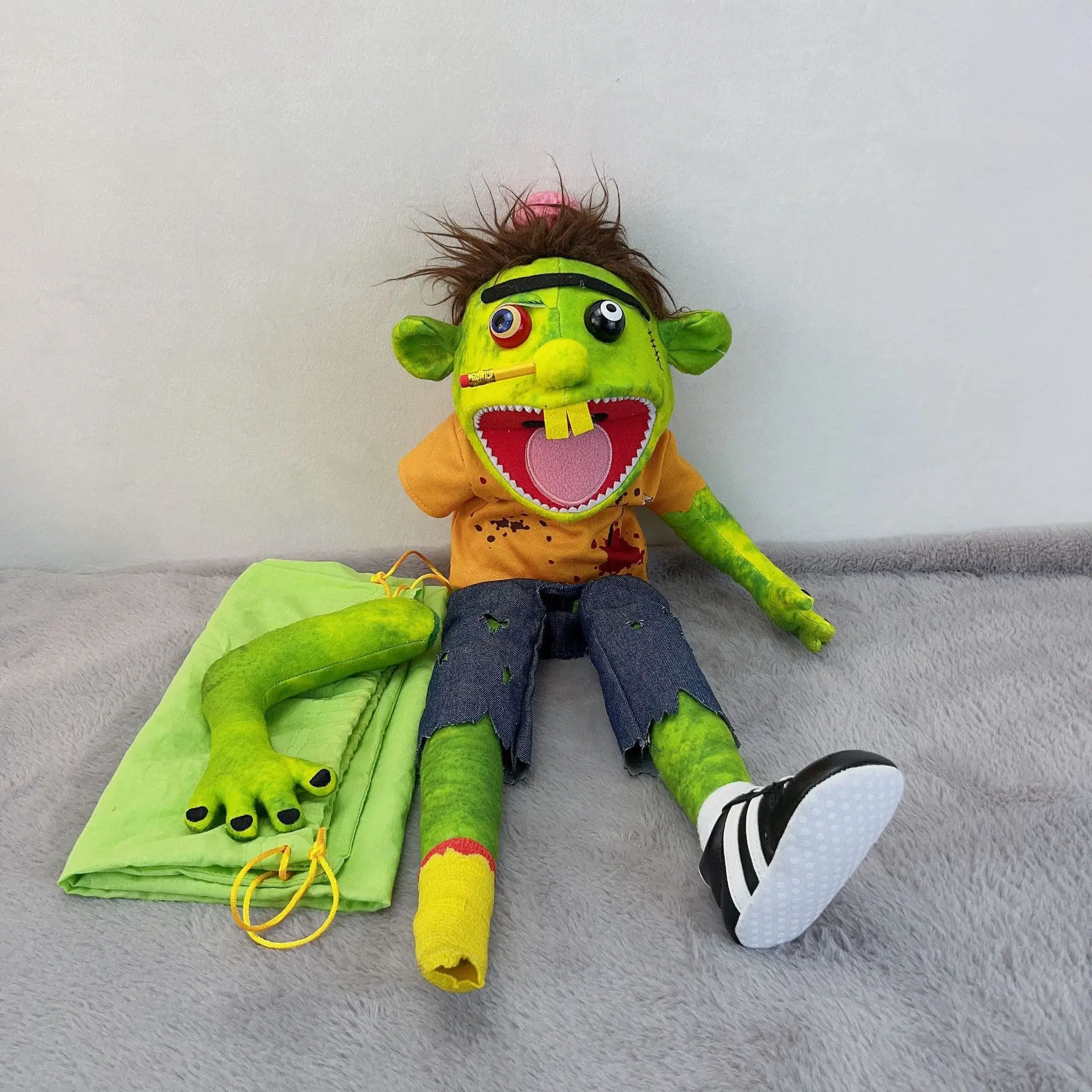 Jeffy Puppet Soft Makima Plush For Kids Mischievous Finger Puppet For  Birthday, Christmas, Halloween Party Playhouse From Yujia08, $46.32