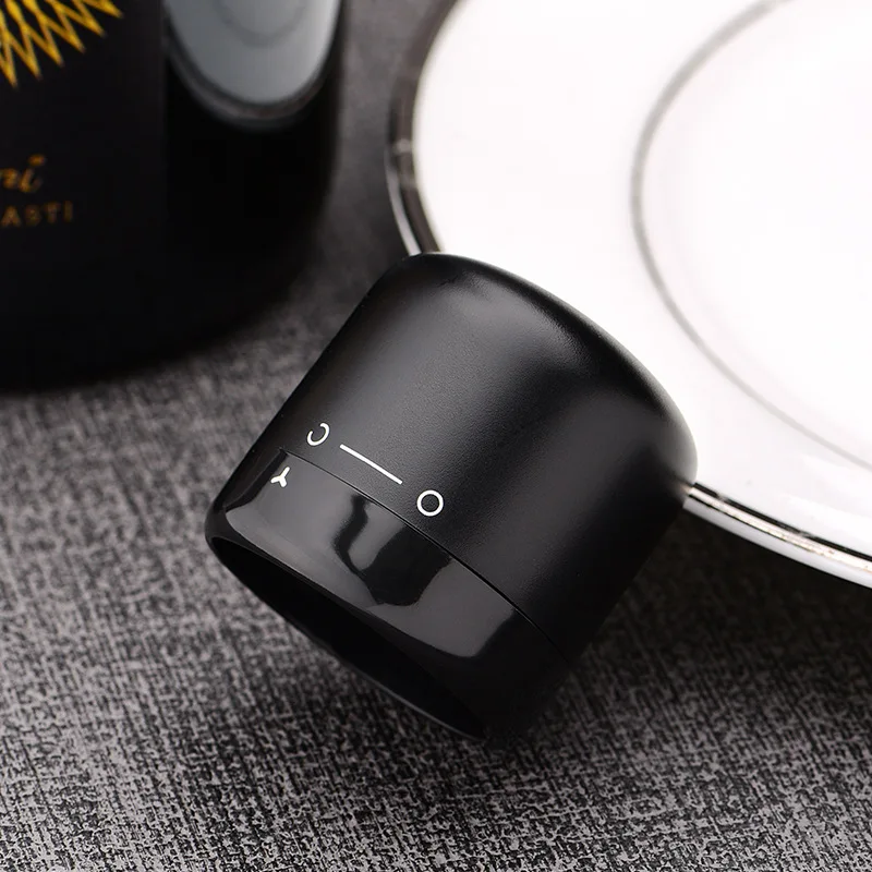 1pc Wine Stopper Domestic Kitchen Sealing Red Wine Bottles Mini Preservation Spin Leak Proof