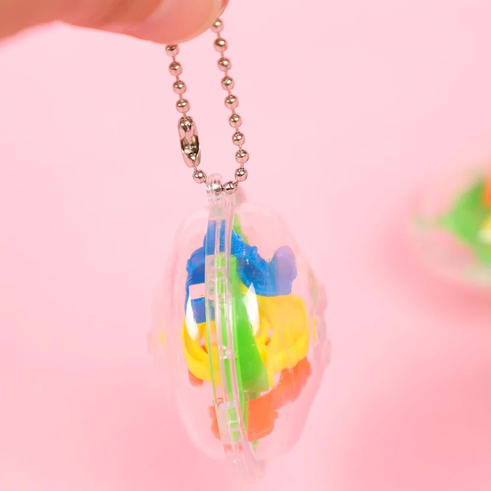 1Pcs Mini Adult 3D Magic Intellect Maze Ball Track Puzzle Keychain Toys for Kids Birthday Party Favors Souvenir Rewards