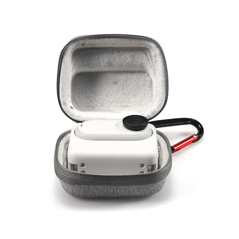 Étui de protection EVA pour caméra d'action noir, vue de dos avec clip ceinture, matériau rigide et léger.