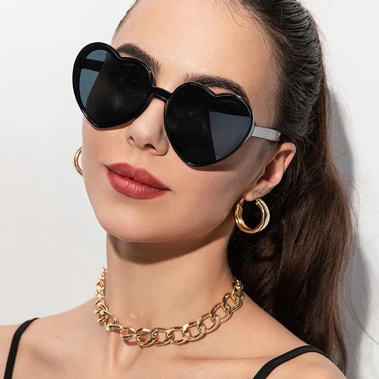 2024 New Heart Rimless Sunglasses Women Retro Men Tinted Sun Glasses Brand Designer Party Eyewear UV400 Shades Oculos Female