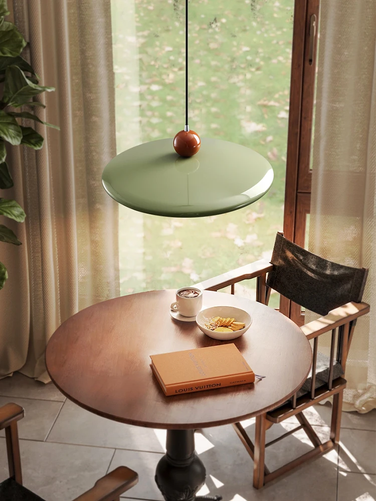 

UFO Nordic Green Restaurant Light Simple Modern Online Red Dining Table Light 2023 New Retro Premium Bar Table Light