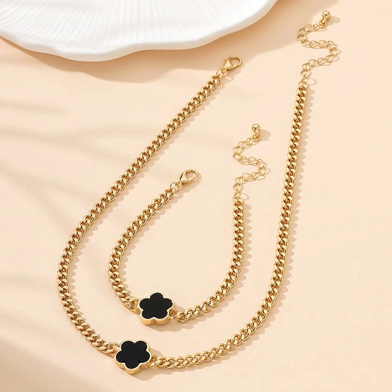 2024 New Lucky Five-Leaf Clover Necklace Bracelet Chain For Women For Men Gifts Fashion Jewelry Hot Sale Party Gift  Daily Wear