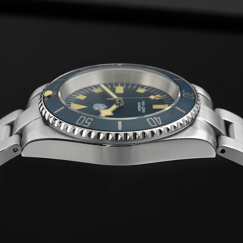 Watchdives WD1969 Men's Dive Watch NH35 Automatic Mechanical Domed Sapphire Crystal 30Bar C3 Super Luminous Fashion Wristwatch mechanical watch,diver watch
