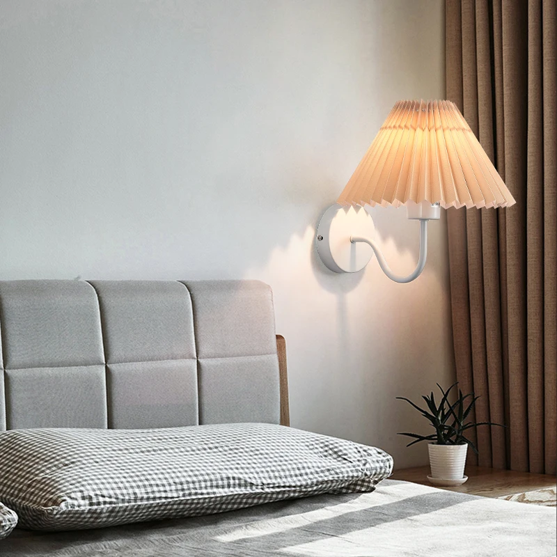 

Light luxury ins Nordic minimalist wall lamp living room creative bedroom bedside wall lamp decorative lamp