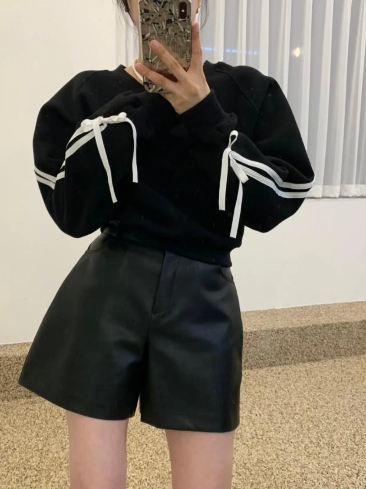 Sweet Korean Sle V-ne Sweatirt Women's Faionable Loose Design Winter Top with Bow Tie Bunting Long Sve Crew Ne