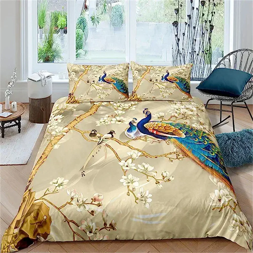 

Роскошный золотой комплект постельного белья с изображением павлина
