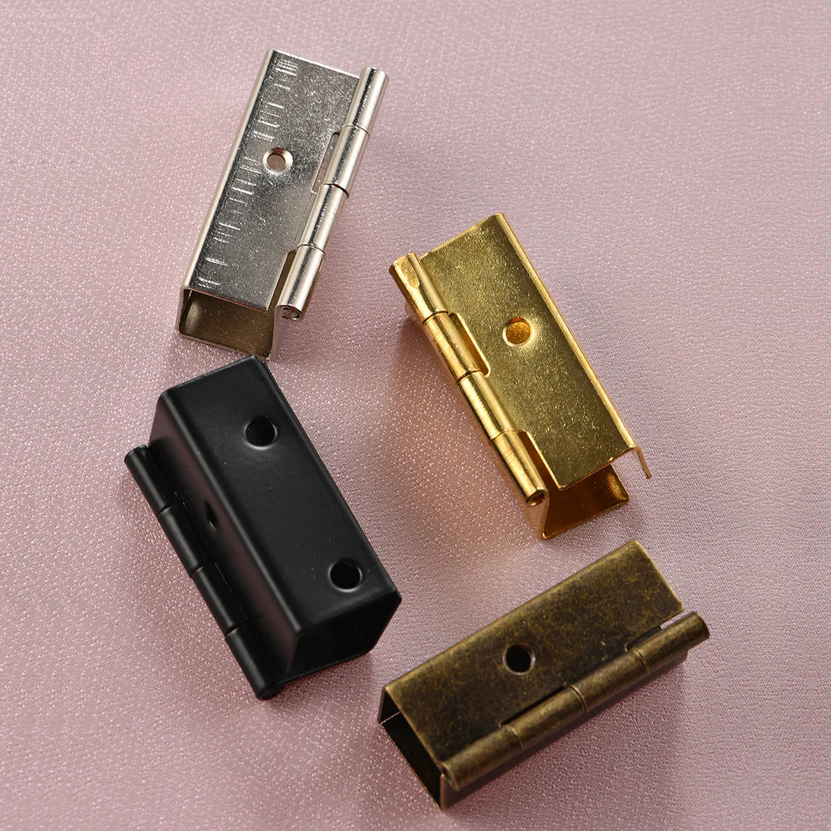 Hardware B-452 Four-fold length 49mm celadon bronze iron hinge with 8 holes and 18mm right angle