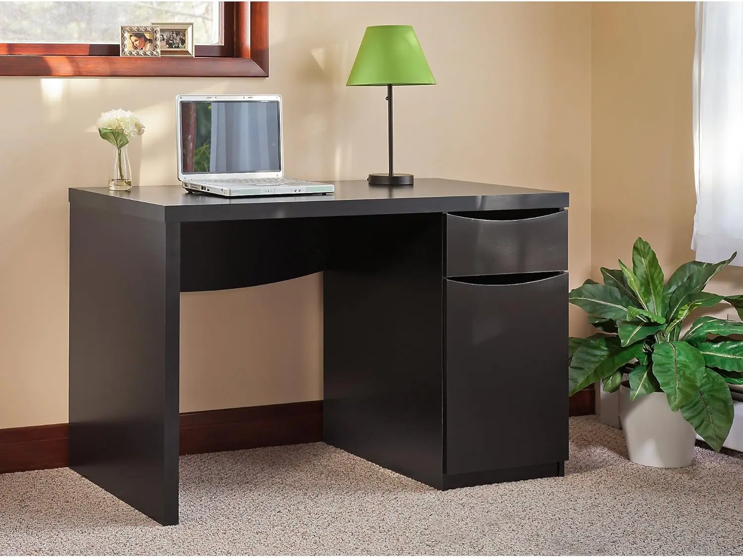 Computer Desk in Classic Black 2