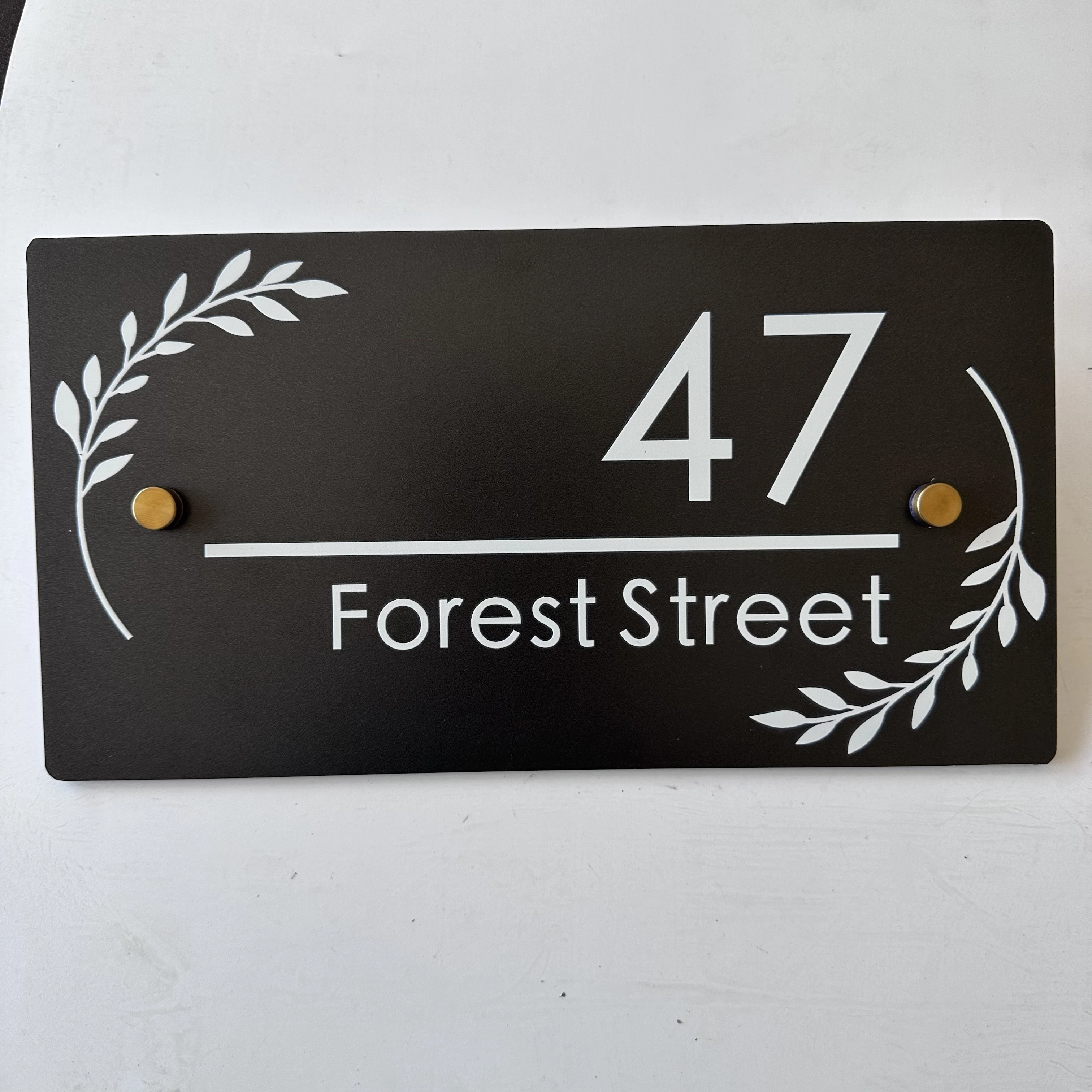 placa de endereço com folha impressa, placa