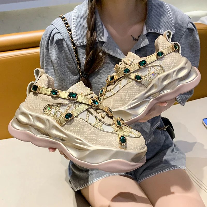 basket rehaussante femme