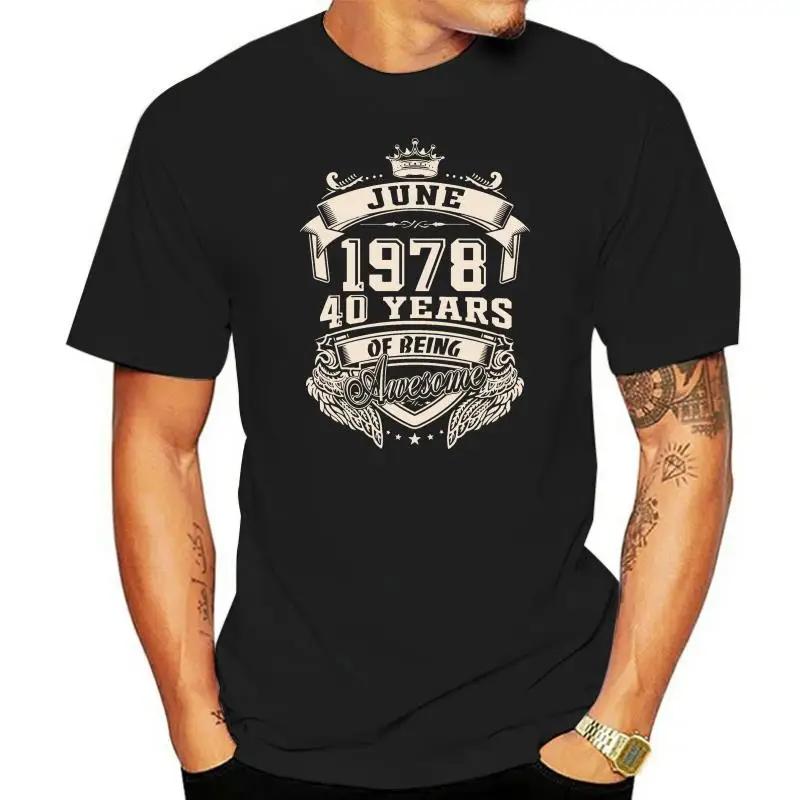 

Born In 1978 40 Years Birthday Gift T Shirt For Male 2024 New T-Shirt