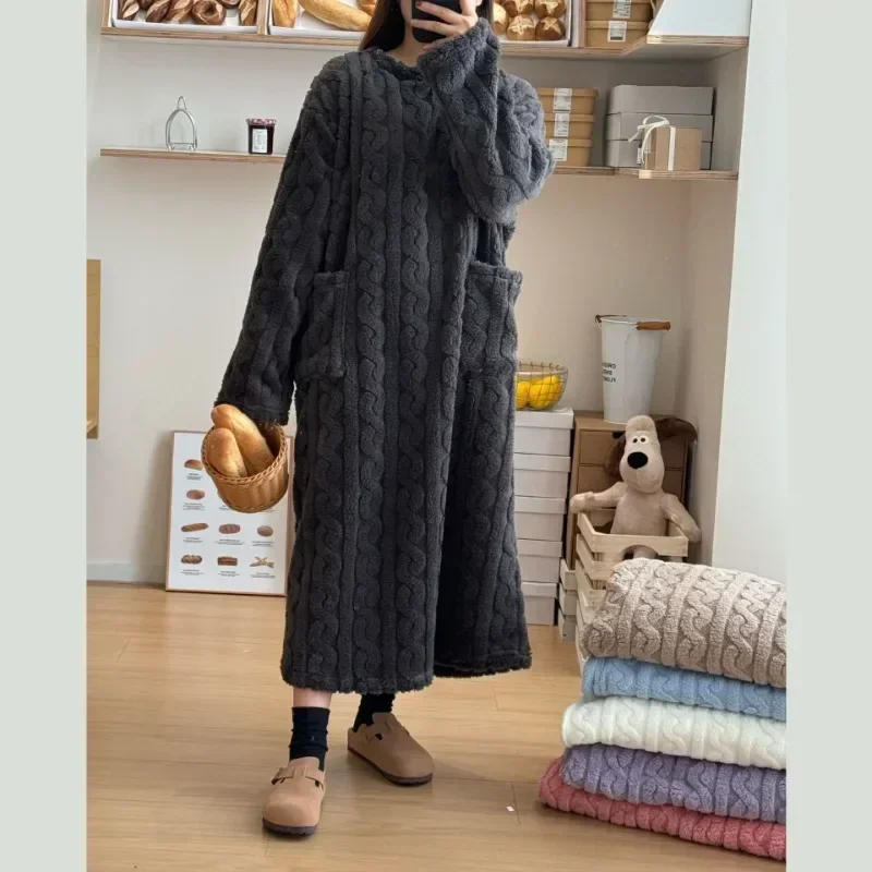 Winter Long Sleeve Double Pocket Flannel Nightgowns Women Loose Solid Sleepwear Jacquard Thickened Warm