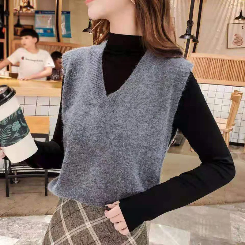 Fashion V-Neck Solid Color Knitted Loose Sleeveless Vest Sweater Women\'s Clothing 2022 Autumn New Casual Pullovers All-matchTops