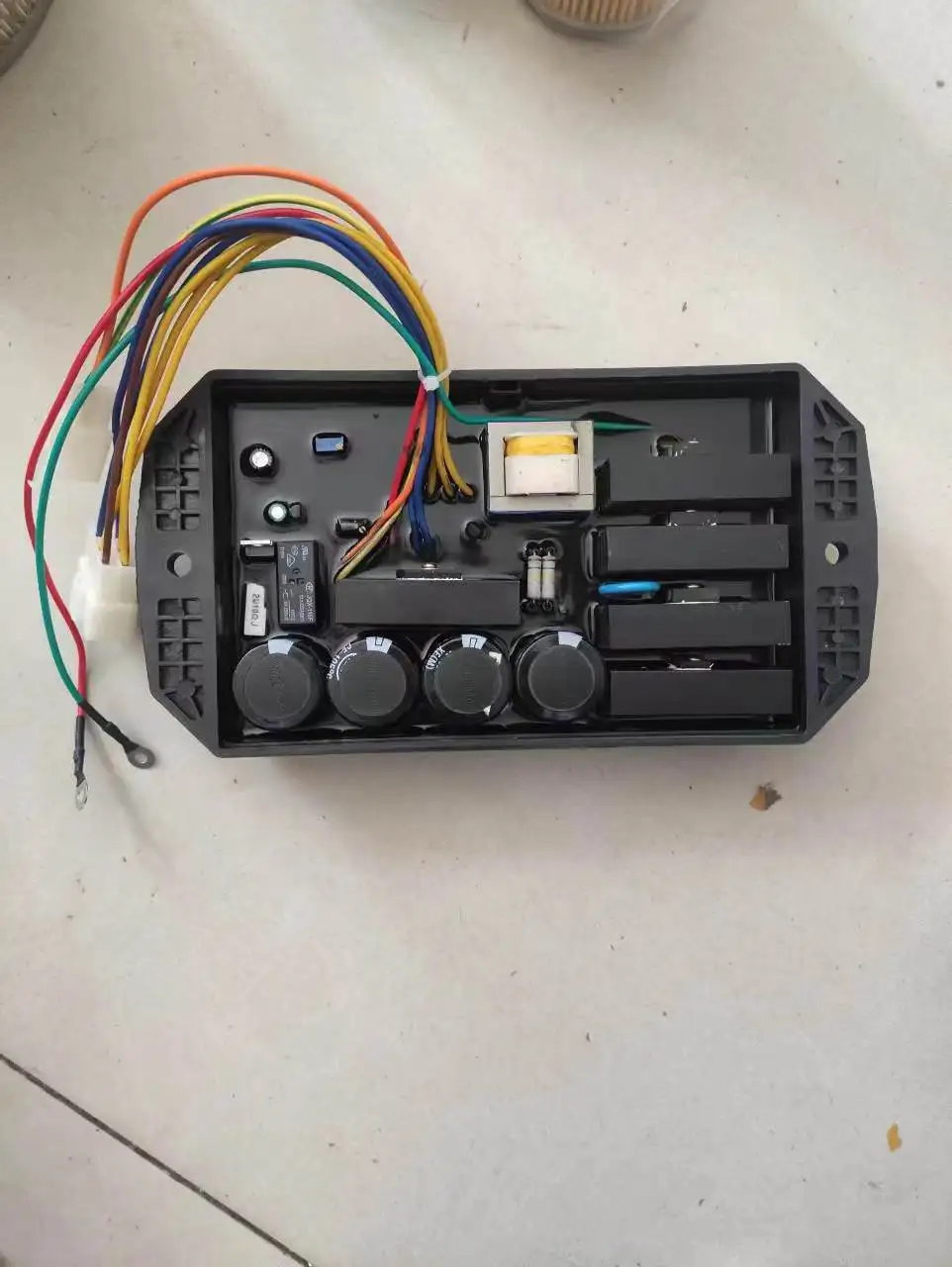 Kipor Kama Avr15-3 Regolatore Di Tensione Avr Trifase 10 Fili Parti Del Generatore