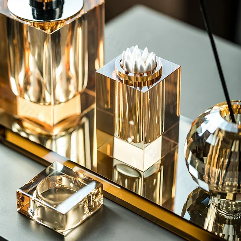 Light Luxury Crystal Glass Bathroom Accessories Set Shampoo Bottle Cotton Swab Jar Storage Tray Hotels Bathroom Decor
